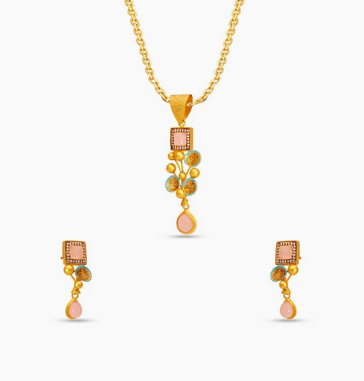 The Soothing Pendant Set